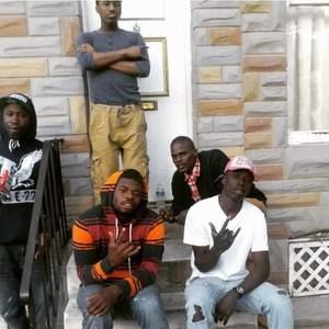 Meet your Posher, Dee